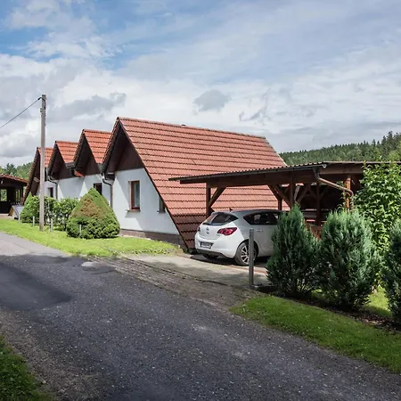 Sunny Terrace & Quiet Tatil Evi Friedrichroda